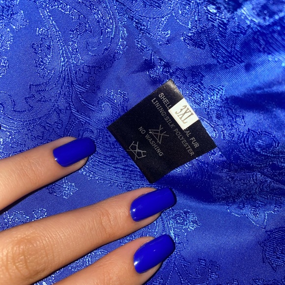 Royal Blue Fox Fur Vest Fits like a Medium - Picture 5 of 11